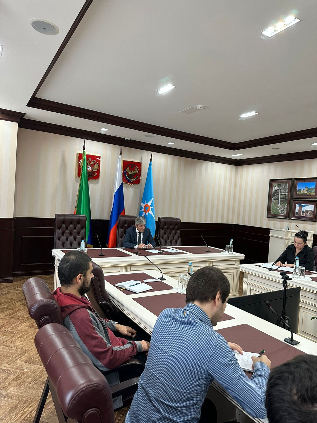 Совещание с дежурными сменами центра обработки вызовов ГКУ РД «Служба - 112 РД»